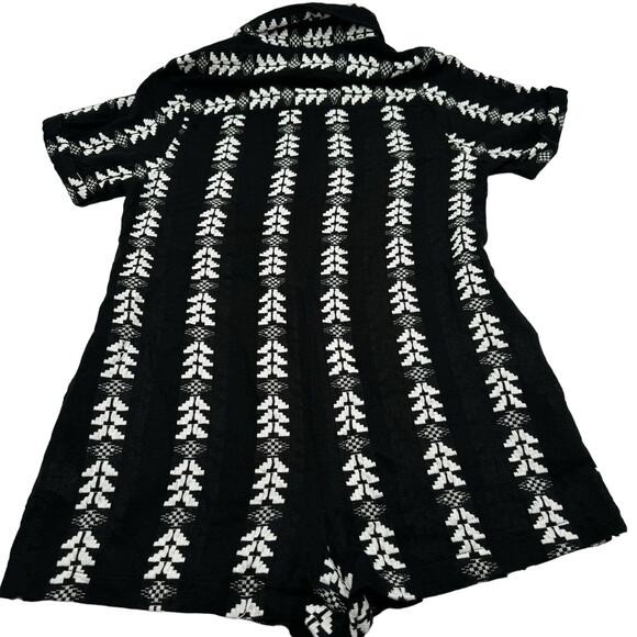 Elan womens Small 100% cotton Short Sleeve Romper White Black Embroidery Pockets - Picture 8 of 8